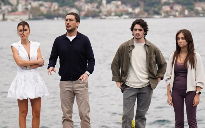 Sahtekarlar dizisi konusu ne, oyuncuları kimler? - Resim : 2