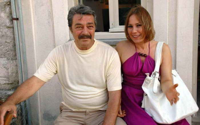 Jülide Kural'dan Kadir İnanır'ın vasiyetiyle ilgili açıklama - Resim : 2