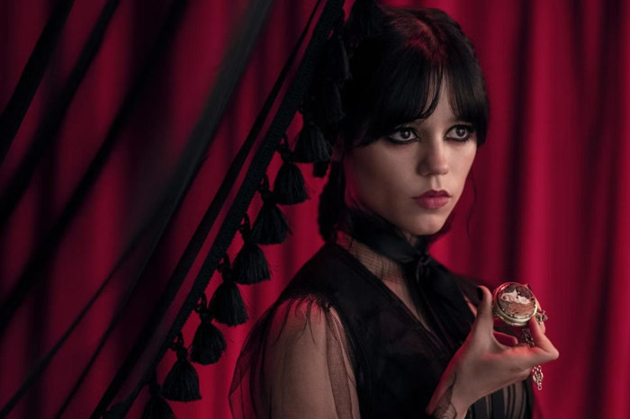 'Wednesday' ekibi Netflix'e yeni ve karanlık mitoloji temalı diziyle geliyor - Resim : 2