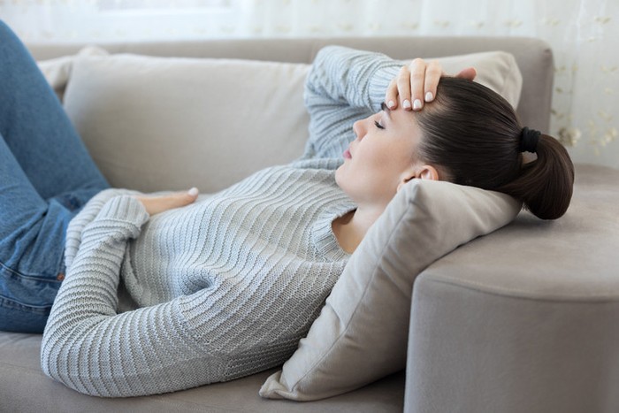 Şiddetli baş ağrısı neden olur? Şiddetli baş ağrısına ne iyi gelir? 5 soruda şiddetli baş ağrısı - Resim : 2