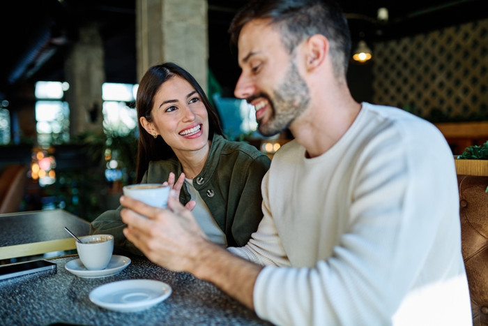 "Yara bandı" ilişkisi i&ccedil;inde olduğunuzun 7 işareti - Resim : 4