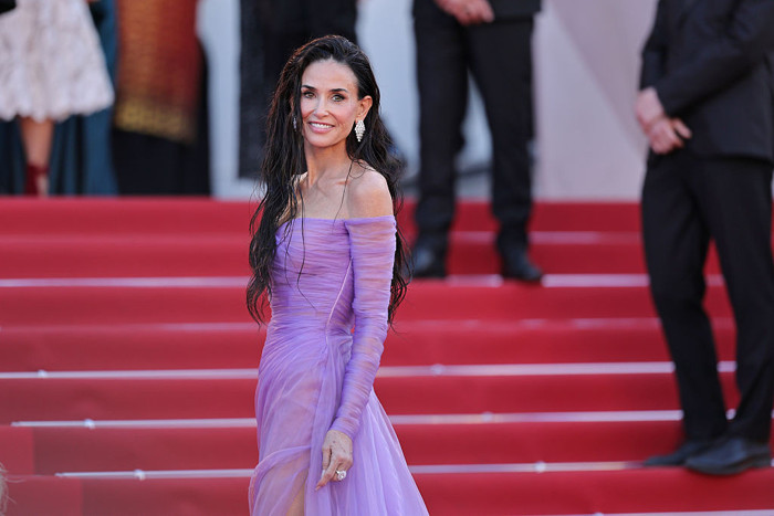 Demi Moore, Cannes Film Festivali&rsquo;nin ikinci g&uuml;n&uuml;nde Gucci imzalı elbisesiyle - Resim : 1
