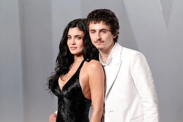 Kylie Jenner oyuncu olmak istiyor - Resim : 2
