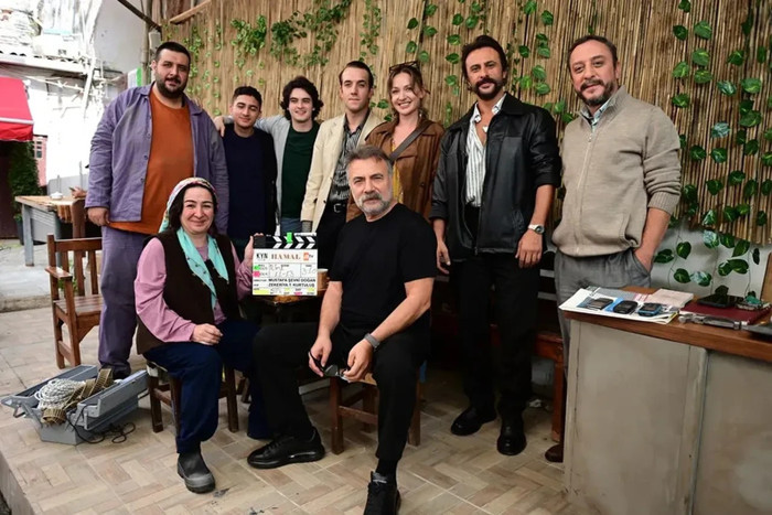 Fahriye Evcen ve Oktay Kaynarca'nın yeni dizisi Hamal ne zaman başlıyor? - Resim : 1