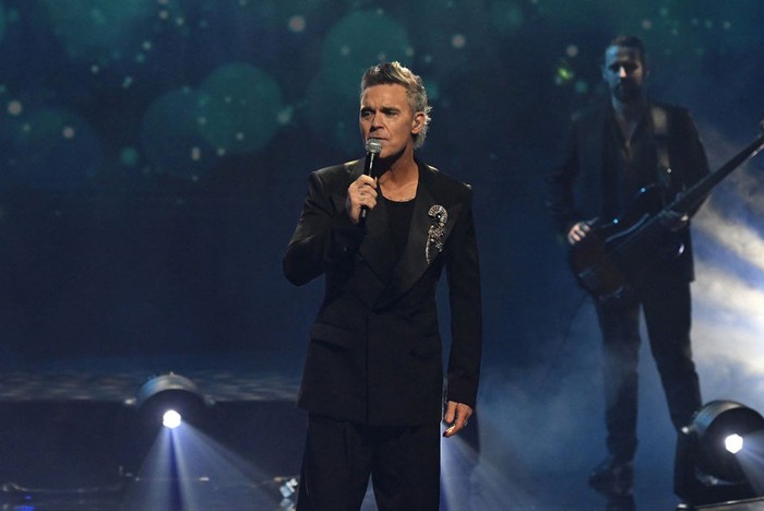 Robbie Williams "17. yüzyıl korsan hastalığı"na yakalandı - Resim : 1