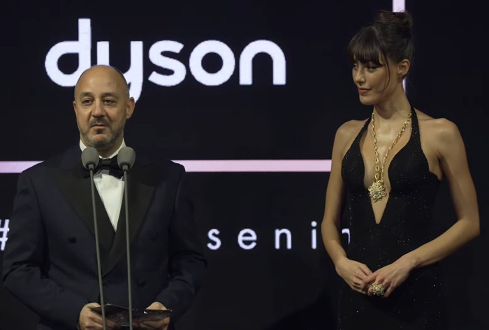 ELLE Style Awards 2026 &ouml;d&uuml;lleri sahiplerini buldu - Resim : 4