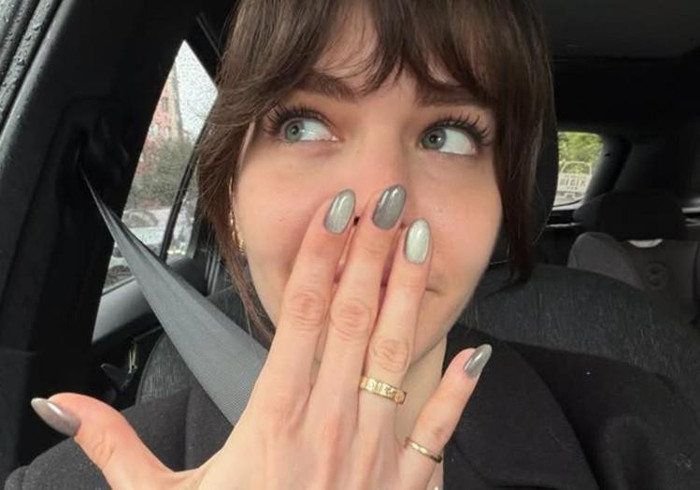 Selahattin Paşalı ile boşanma iddialarıyla g&uuml;ndeme gelen Lara Paşalı'dan y&uuml;z&uuml;k hamlesi - Resim : 3