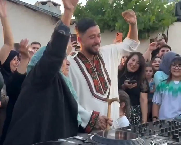Dünyaca ünlü DJ Mahmut Orhan Balıkesir Kürse Köyü'nde konser verdi - Resim : 2