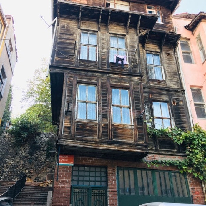 Cennet Mahallesi dizisinin çekildiği ahşap ev satılıyor! Fiyatı da belli - Resim : 2