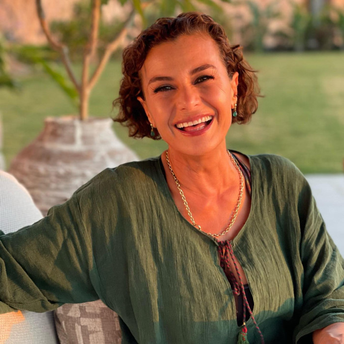 Hatice Aslan, &uuml;niversite arkadaşı Mahir G&uuml;nşiray ile 40 yıl sonra başlayan ilişkisini anlattı - Resim : 1