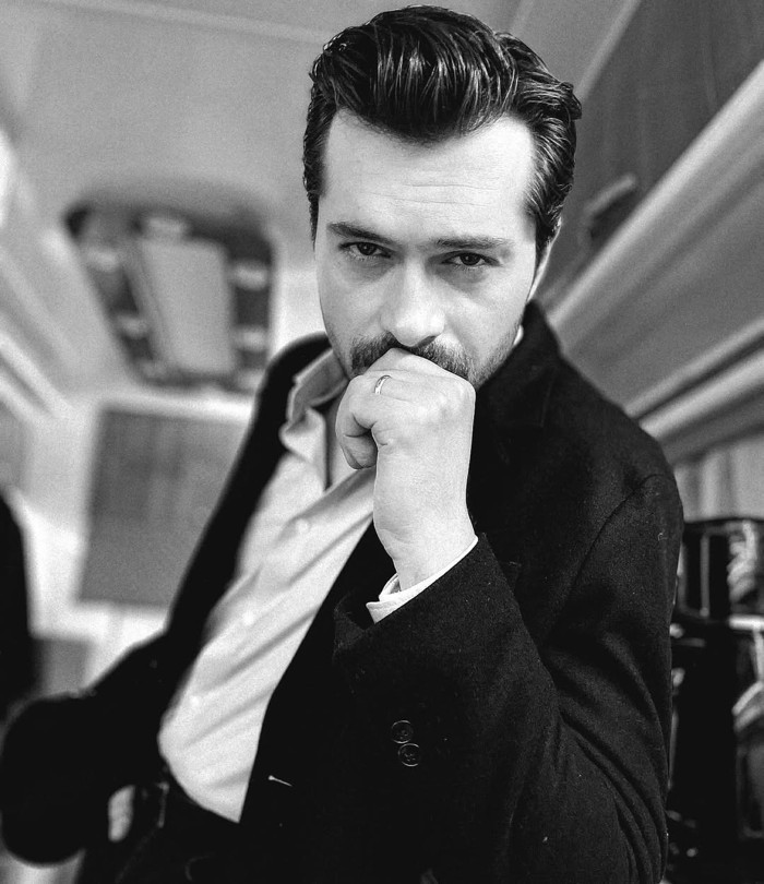 &Ouml;zge Yağız ve Alperen Duymaz &ldquo;Doğa&rsquo;nın Kanunu" dizisinde buluşuyor - Resim : 2