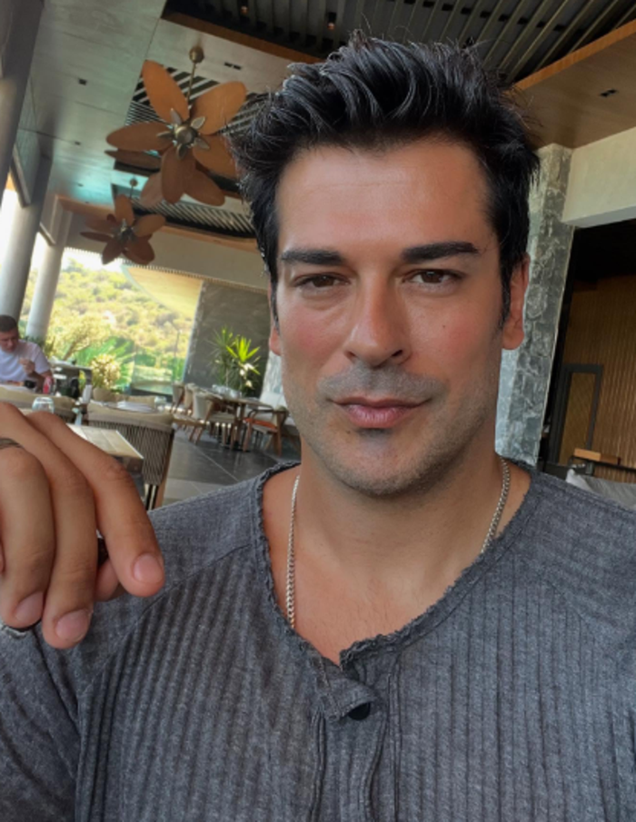 Kuruluş Osman'dan ayrılacağı konuşulan Burak Özçivit sakallarını kesti - Resim : 1