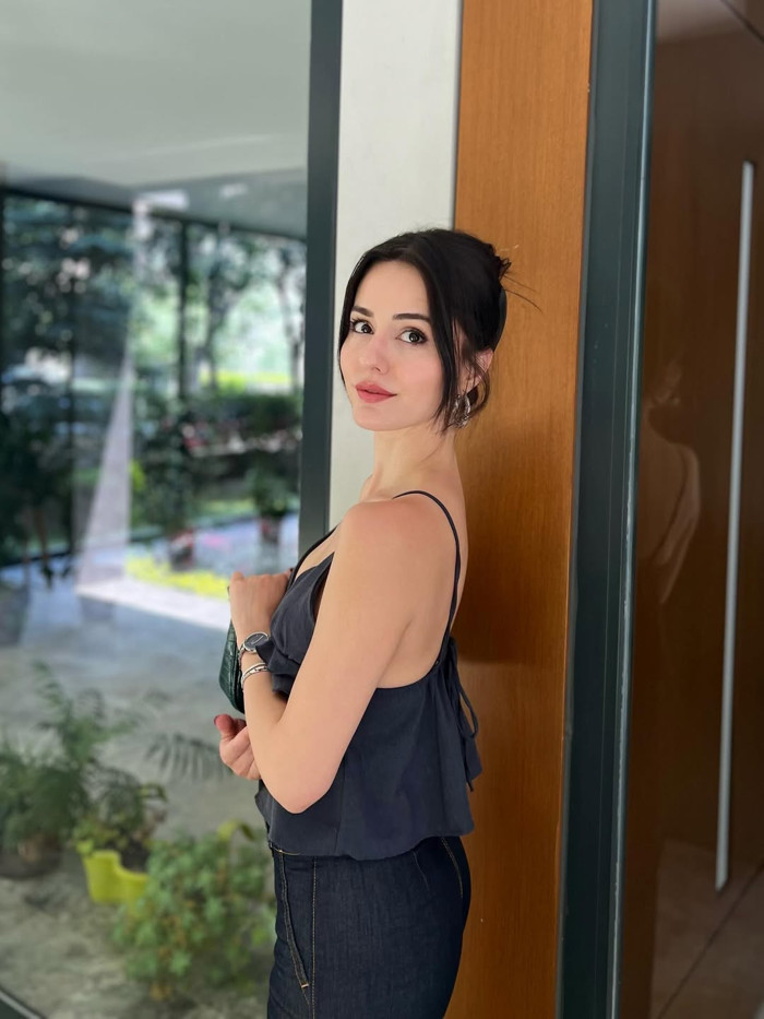 Sema G&uuml;ltekin; &Ccedil;ağlar Ertuğrul, Derya Pınar Ak ve &Ccedil;etin Tekindor'un yer aldığı '&Ccedil;irkin' dizisinin kadrosuna katıldı - Resim : 1