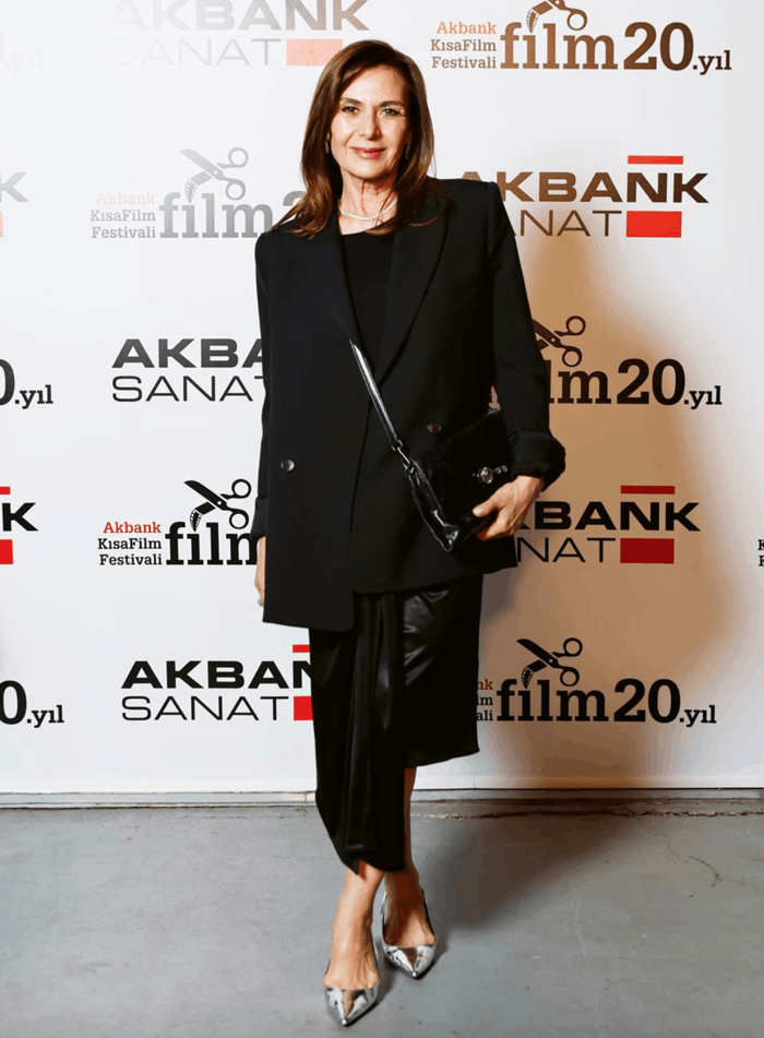 Hatice Aslan, &uuml;niversite arkadaşı Mahir G&uuml;nşiray ile 40 yıl sonra başlayan ilişkisini anlattı - Resim : 3