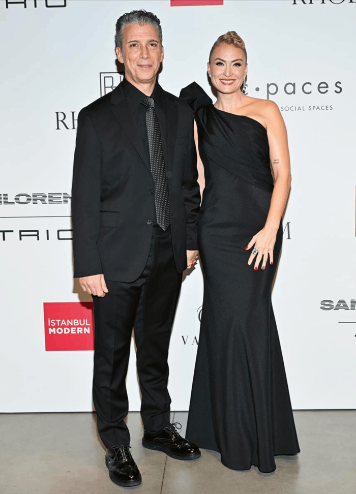 Ceyda Düvenci ve Güçlü Mete’den ayrılık iddialarına yanıt - Resim : 2