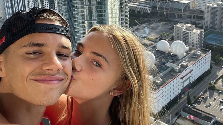 Abisinin izinden gidiyor! Romeo Beckham da evlilik yolunda