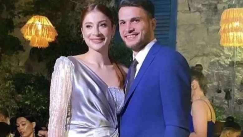 Milli voleybolcu Tuğba Şenoğlu ile Burhan İvegin nişanlandı!