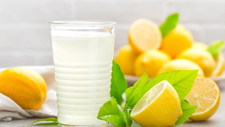 Bir beslenme uzmanından limon suyunun 5 faydası