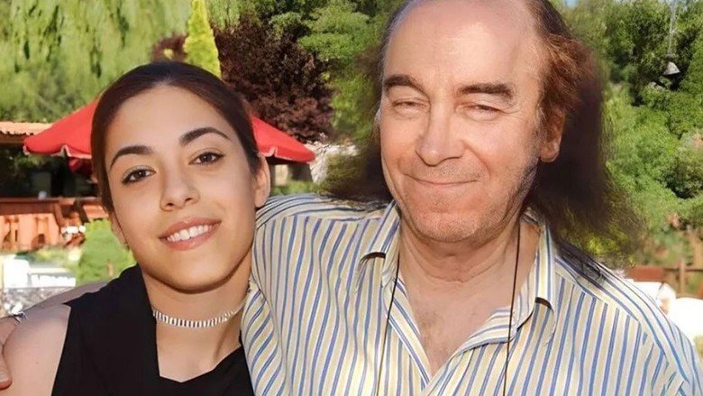Erkin Koray’ın kızından babasının mezarı başından duygusal paylaşım