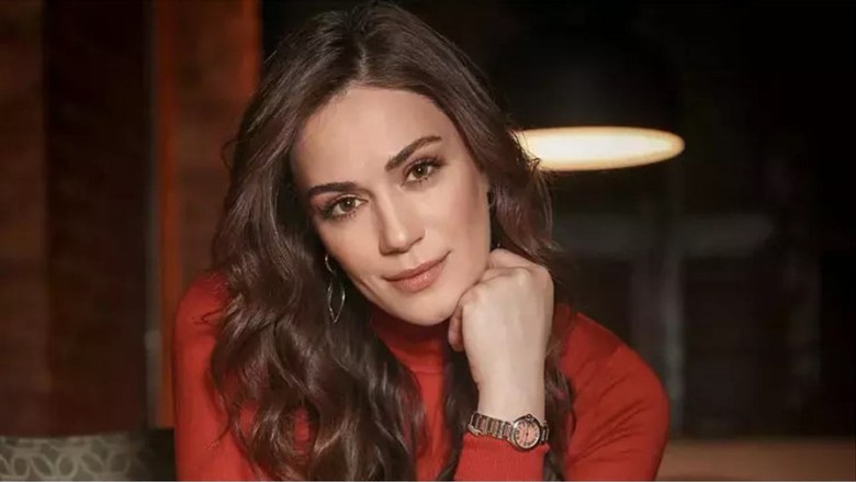 'Ayıp olmasın diye evlendim' demişti! Özge Borak'tan o sözlere açıklama