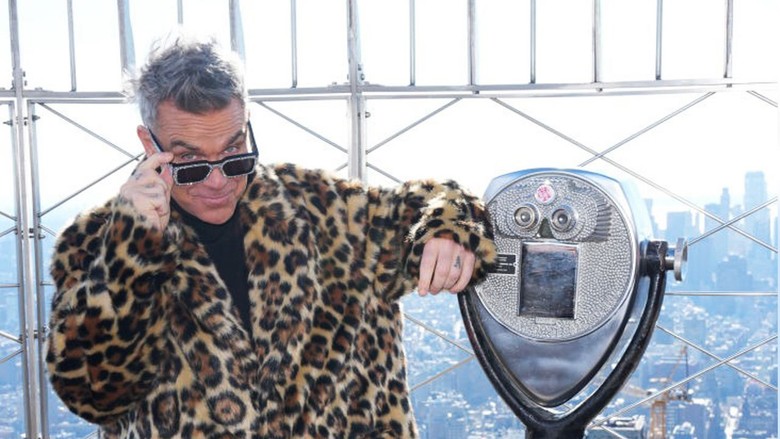 Robbie Williams "17. yüzyıl korsan hastalığı"na yakalandı