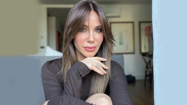 Demet Şener'den yeni imaj: Yeni saçlarımla bir postum olmasın mı?