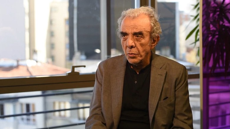 Ünlü yönetmen ve senarist Ali Özgentürk hayatını kaybetti