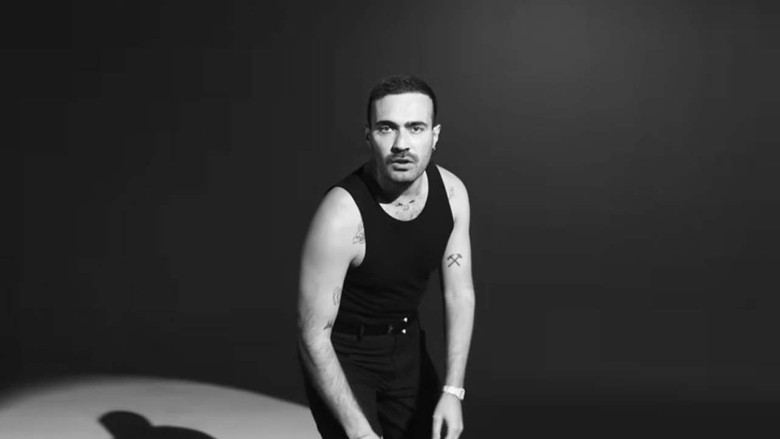 Mert Demir’den yeni şarkı: "Delisin"