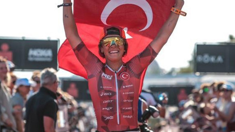 Merve Güney, 20. IRONMAN France yarışında birincilik elde etti