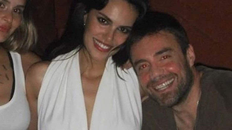 Murat Dalkılıç gönlünü Özgü Kaya'ya kaptırdı! İlk poz geldi