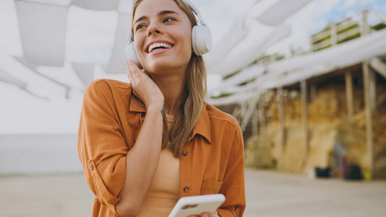 Spotify açıkladı: İşte 2024 yılında en çok kazanan Türk şarkıcılar