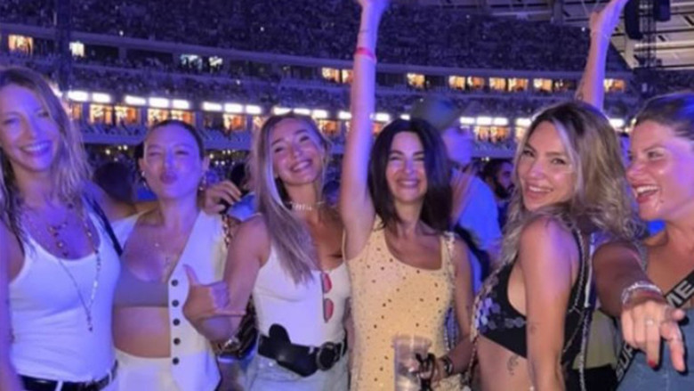 Ege Kökenli, Nesrin Cavadzade ve Şahika Ercümen, Justin Timberlake'i dinlemek için Azerbaycan'a gitti