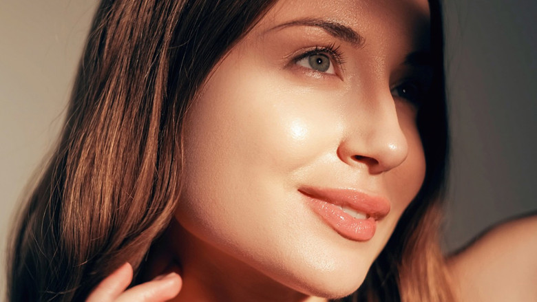 Sıkı bir cilt için uygulamanız gereken 6 adım