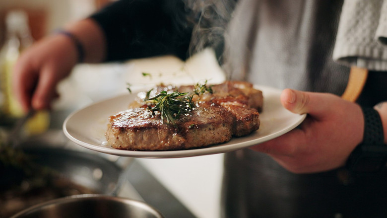Oktoberfest başladı: 11 bin TL'ye biftek