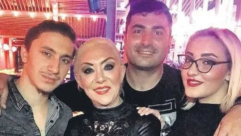 Güllü'nün kızı Tuğyan Ülkem Gülter'den paylaşım