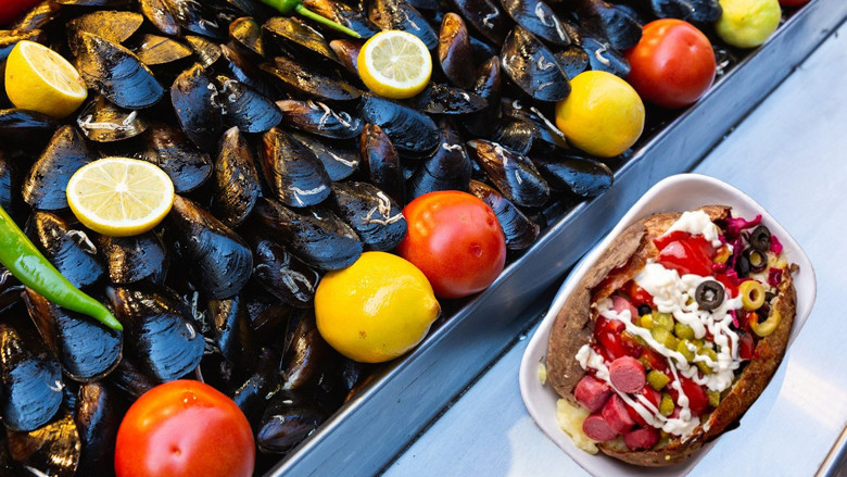 Seyyar midye ve kumpir gibi sokak lezzetlerinde artan zehirlenme riski