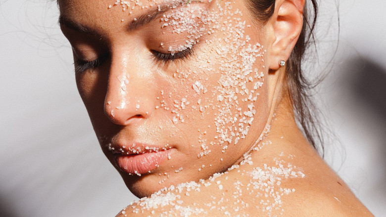 Cilt bariyerini güçlendiren en etkili peeling önerileri