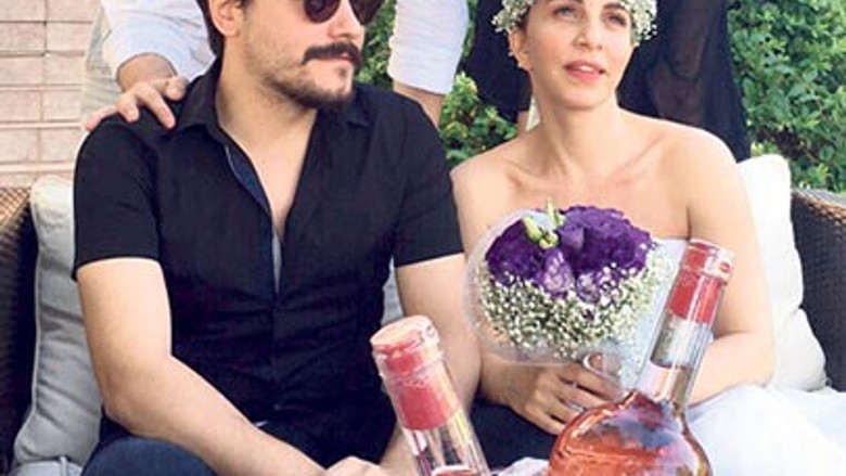Sertab Erener evlendi