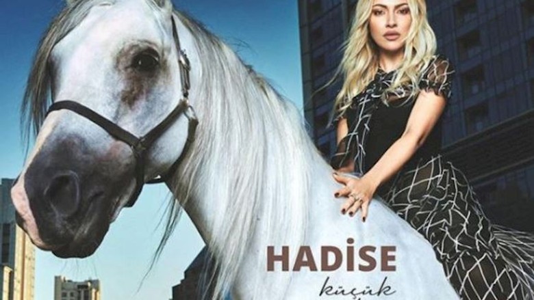 Hadise'den Küçük Bir Yol